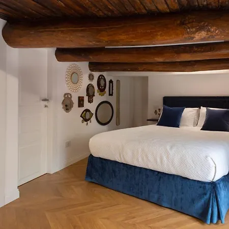 Apartment Dimora Scura Naples